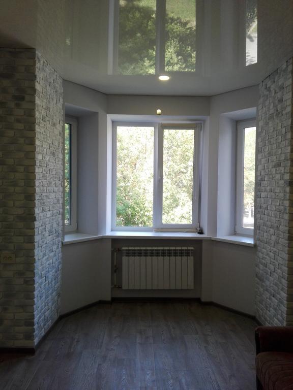 Apartment On Kryvorizhstal Street 35-24 Кривой Рог Экстерьер фото